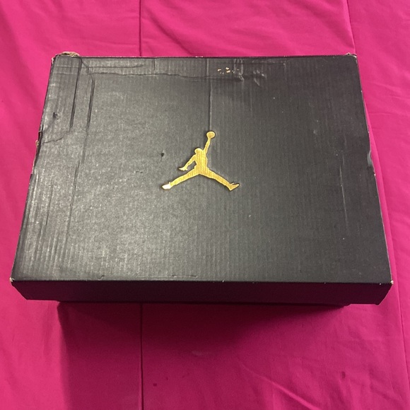 Air Jordan Future Lows BG - Picture 6 of 6